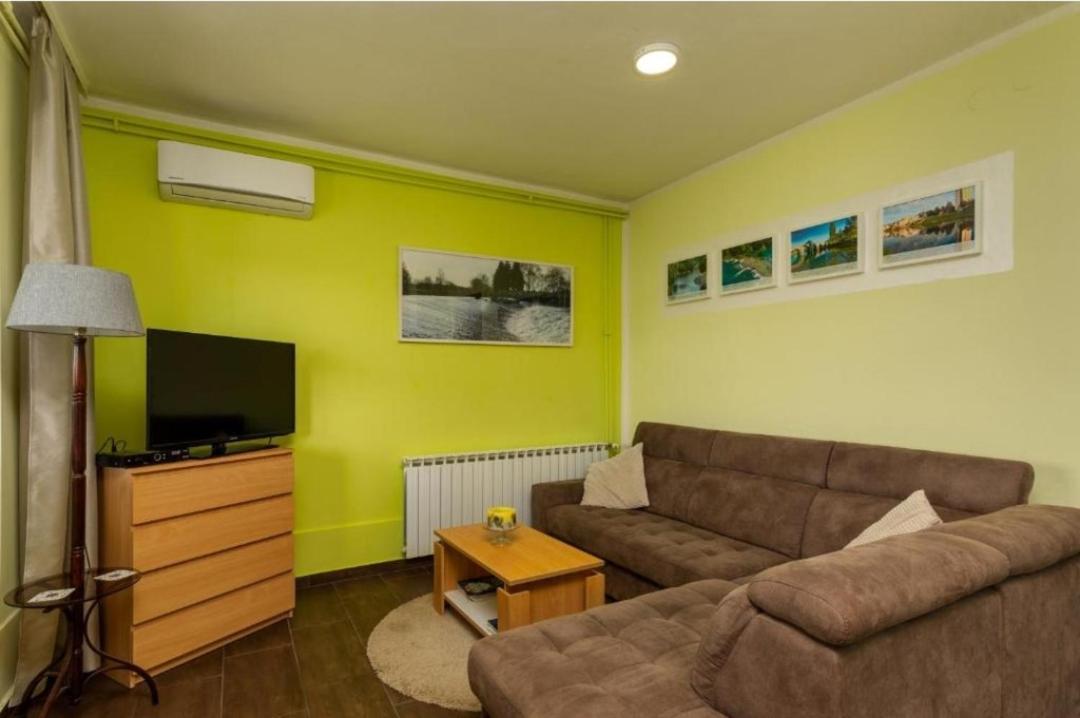 Apartment Karlovac Exterior foto