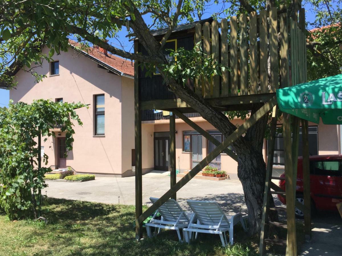 Apartment Karlovac Exterior foto