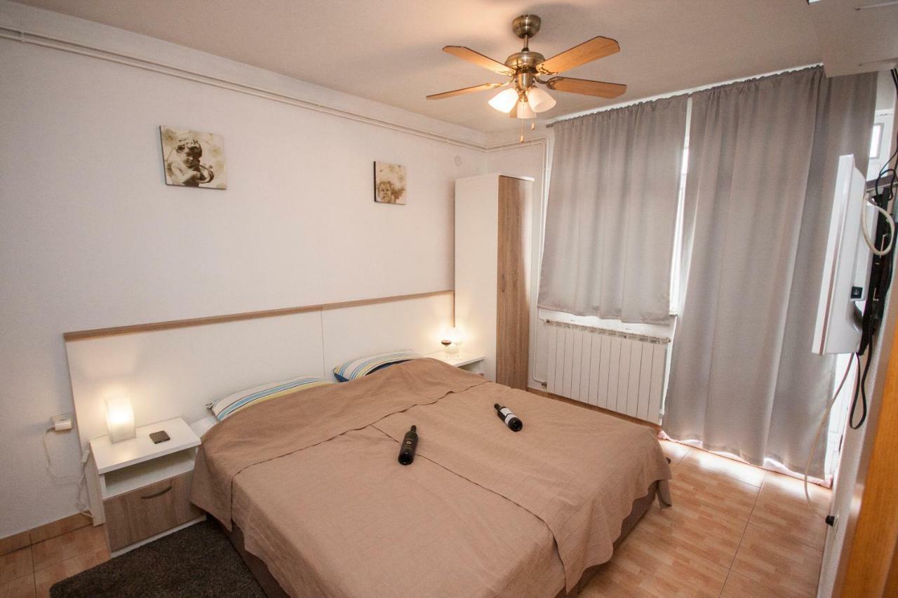 Apartment Karlovac Exterior foto